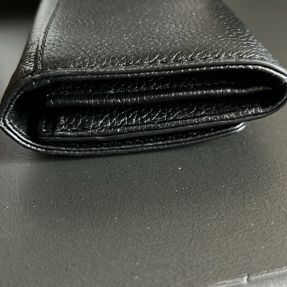 Beautiful MICHAEL KORS Leather  Wallet - Picture 3 of 9